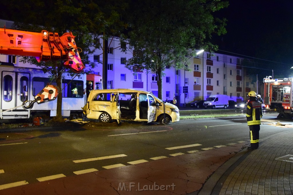 VU PKW Strab Koeln Niehl Amsterdamerstr Friedrich Karlstr P211.JPG - Miklos Laubert